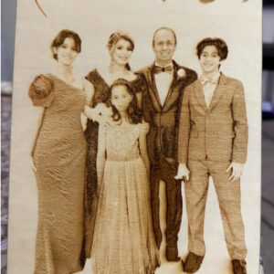 Handmade wood, burnt photo art, wood portrait, engraved photo on wood, family portrait Christmas gift, thanksgiving gift, anniversary gift